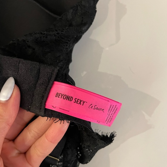 Spooky La Senza Bra - Picture 3 of 7